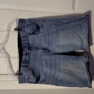 Avenue Raw Edge Rolled Hem Jean